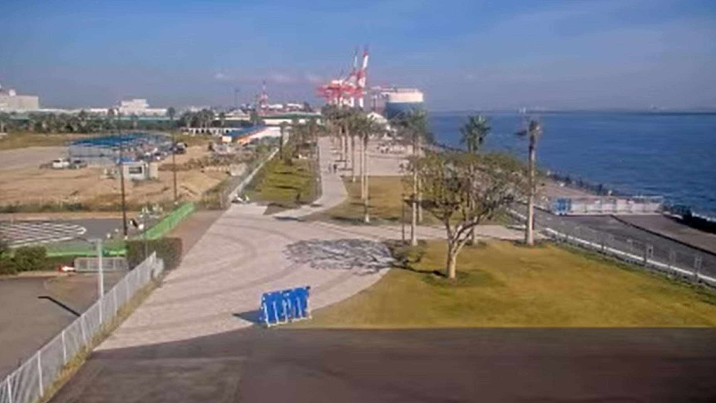 六甲アイランドマリンパーク第2ライブカメラ(兵庫県神戸市東灘区向洋町中)