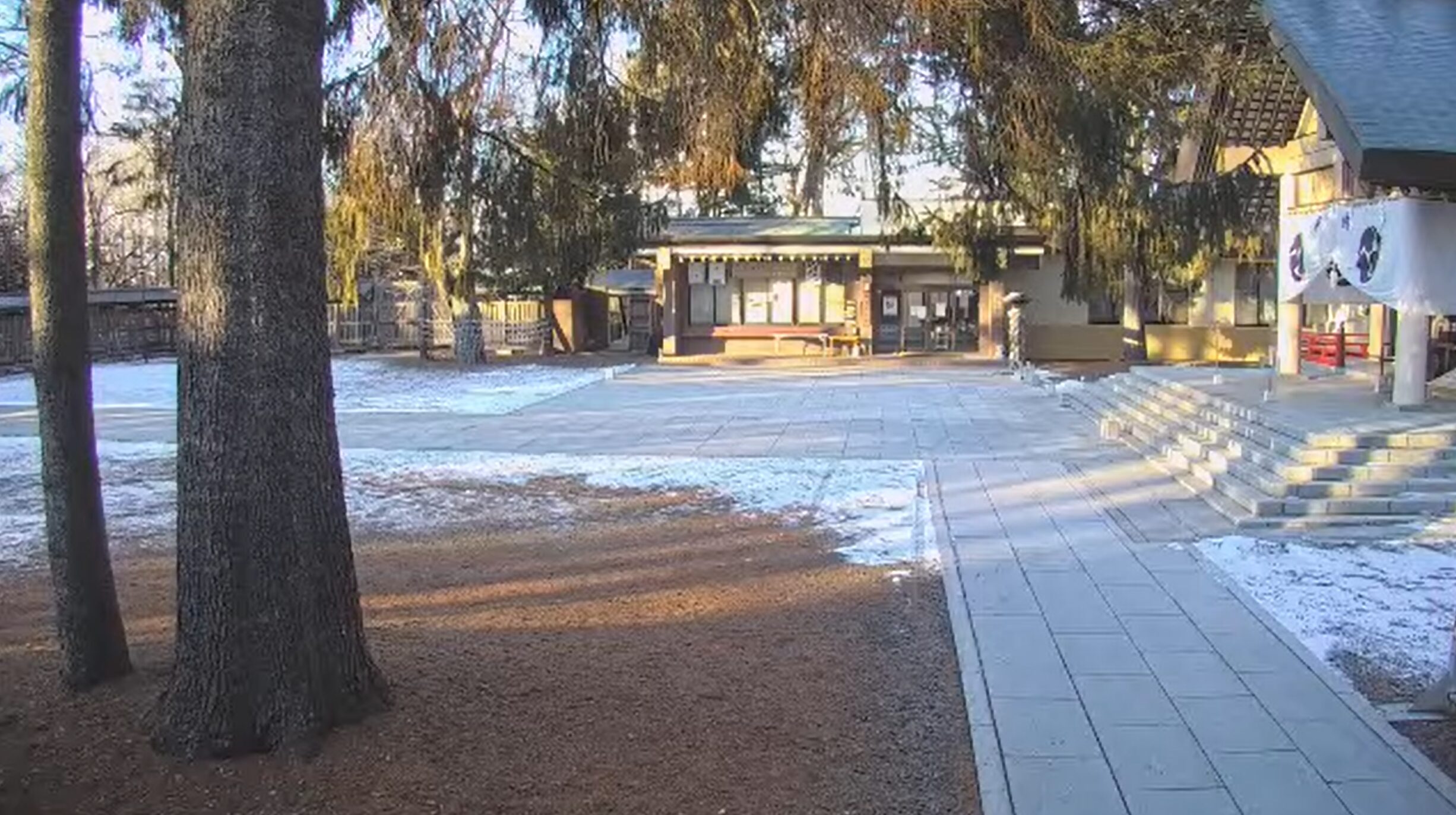 帯廣神社社殿前ライブカメラ(北海道帯広市東3条南2丁目)