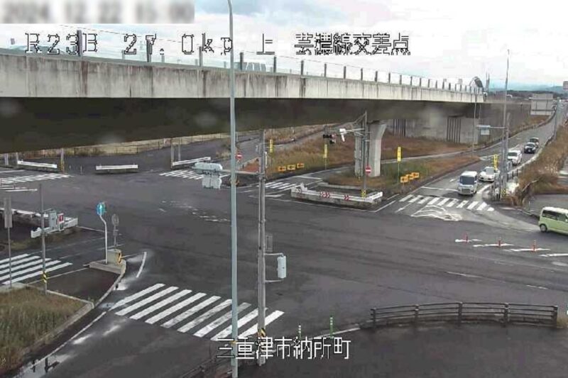 国道23号芸濃線交差点ライブカメラ(三重県津市納所町)