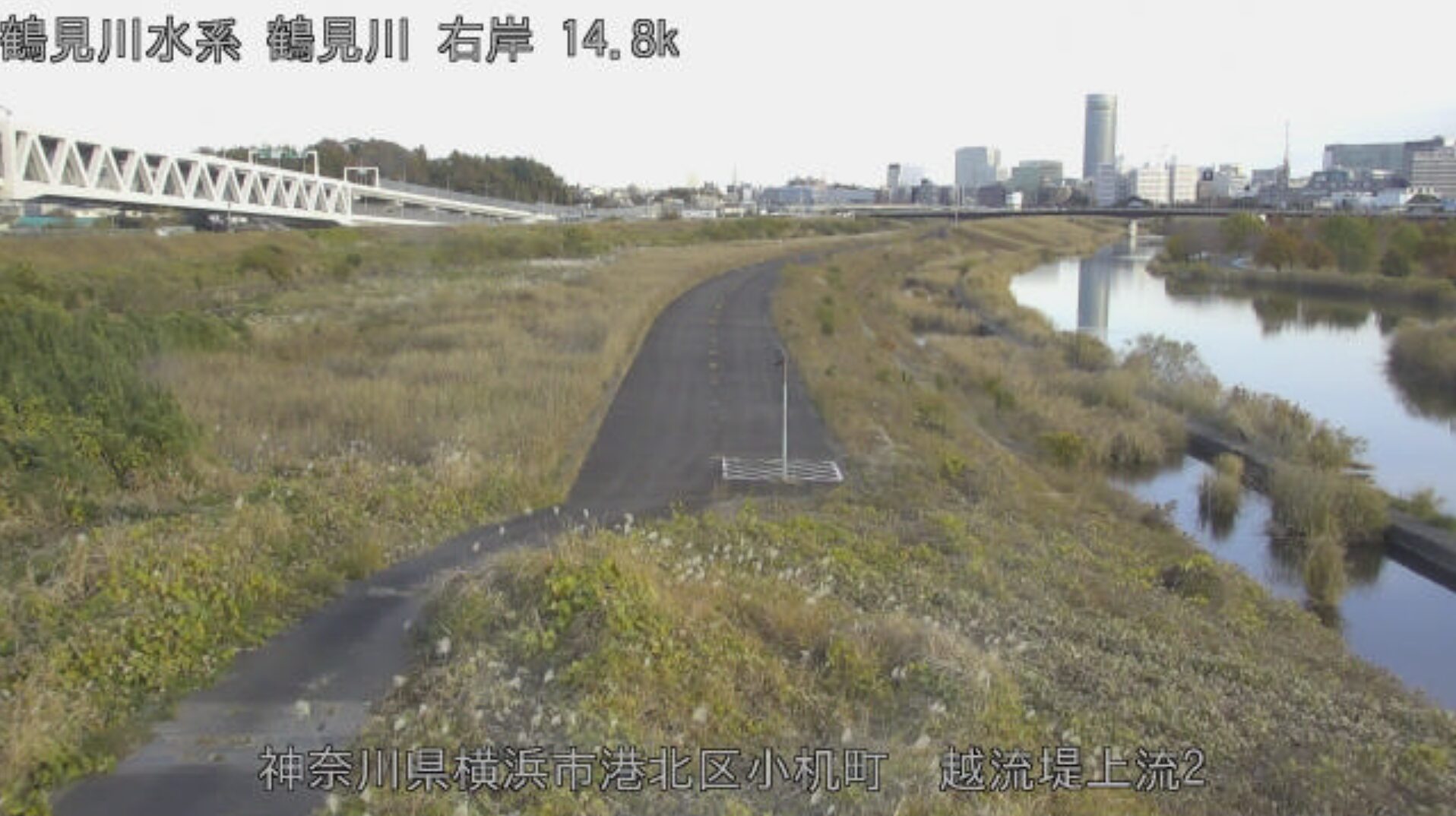 鶴見川越流堤ライブカメラ(神奈川県横浜市港北区小机町)