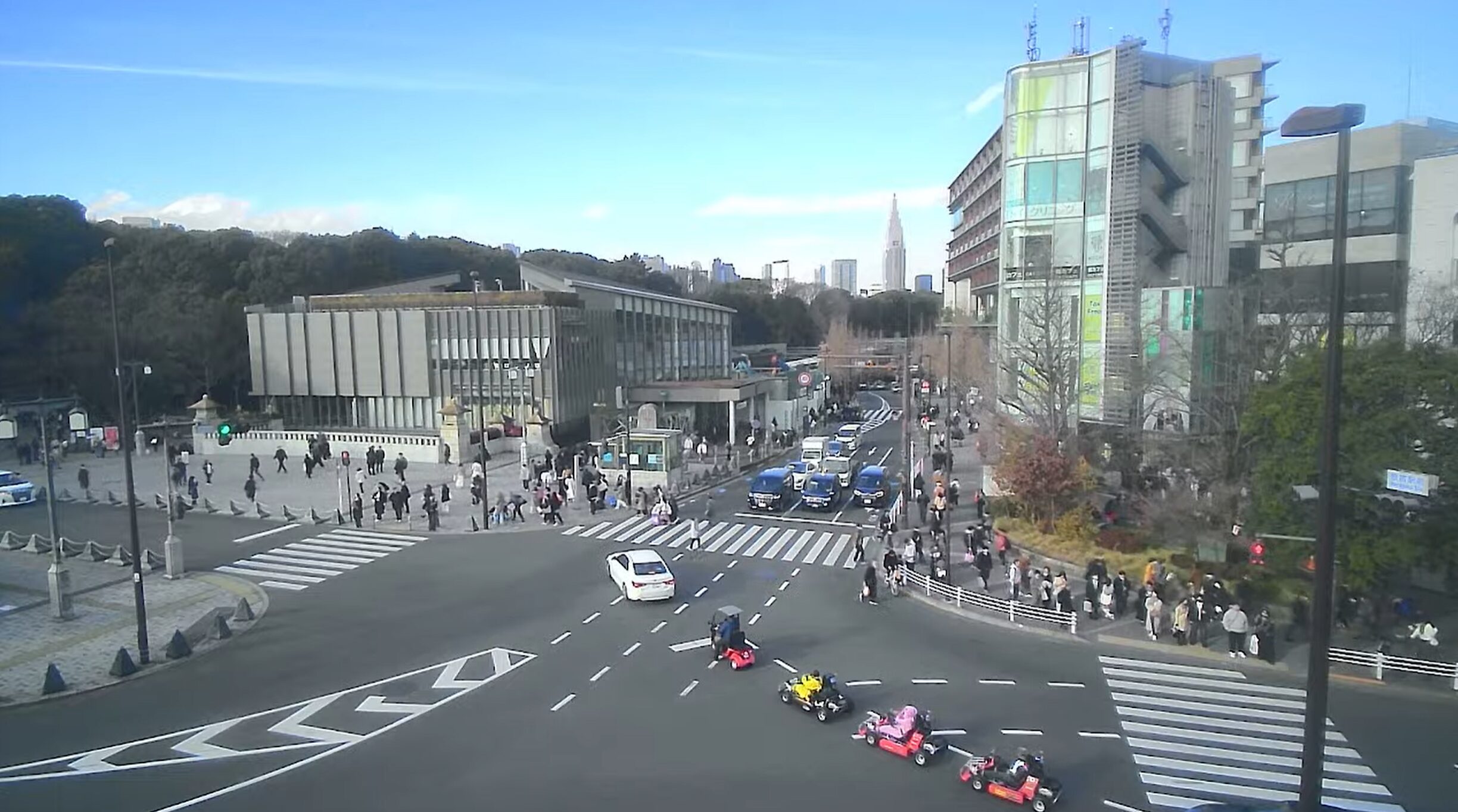 原宿駅前ライブカメラ(東京都渋谷区神宮前)