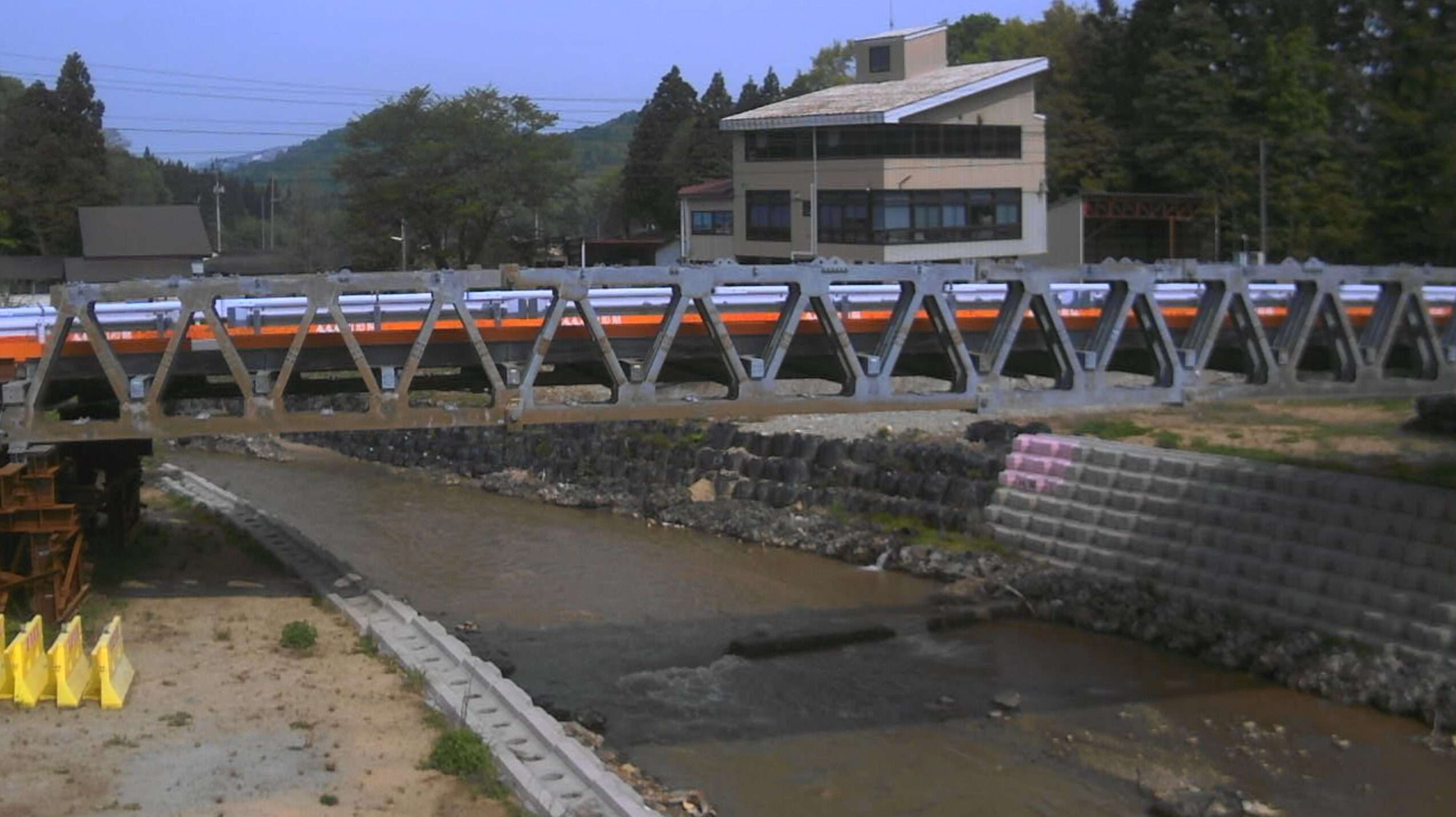 小白川大巻橋ライブカメラ(山形県飯豊町小白川)