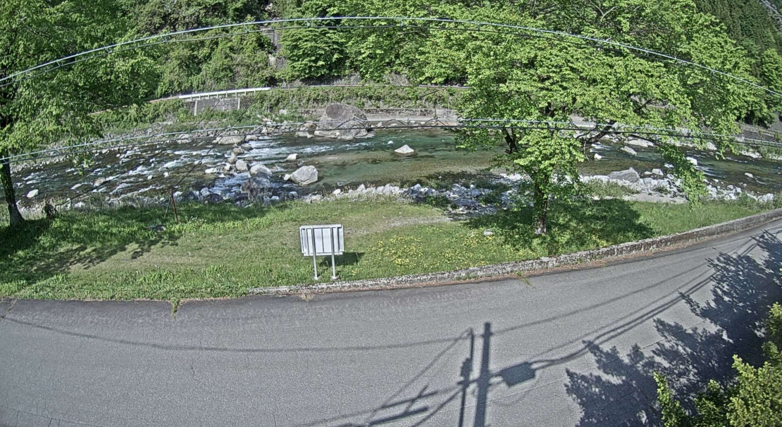 馬瀬川上流漁業協同組合ライブカメラ(岐阜県下呂市馬瀬名丸)