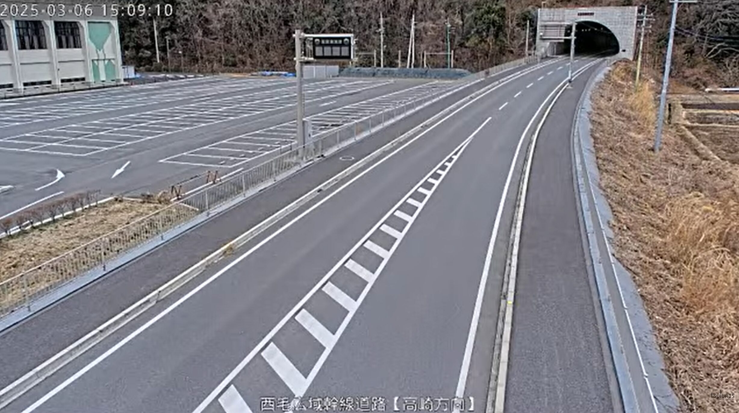 西毛広域幹線道路安中市スポーツセンター付近ライブカメラ(群馬県安中市安中)