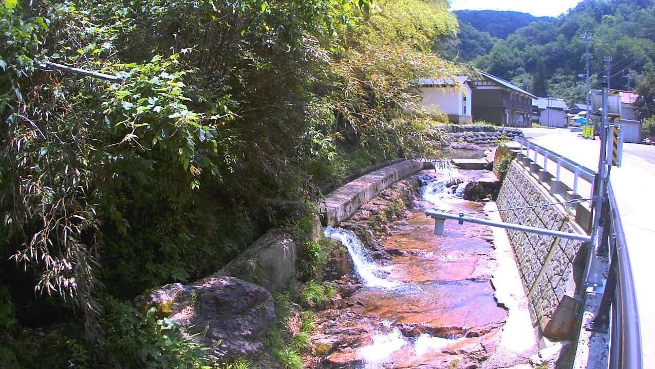 滓上川学校前橋ライブカメラ(石川県小松市中ノ峠町)