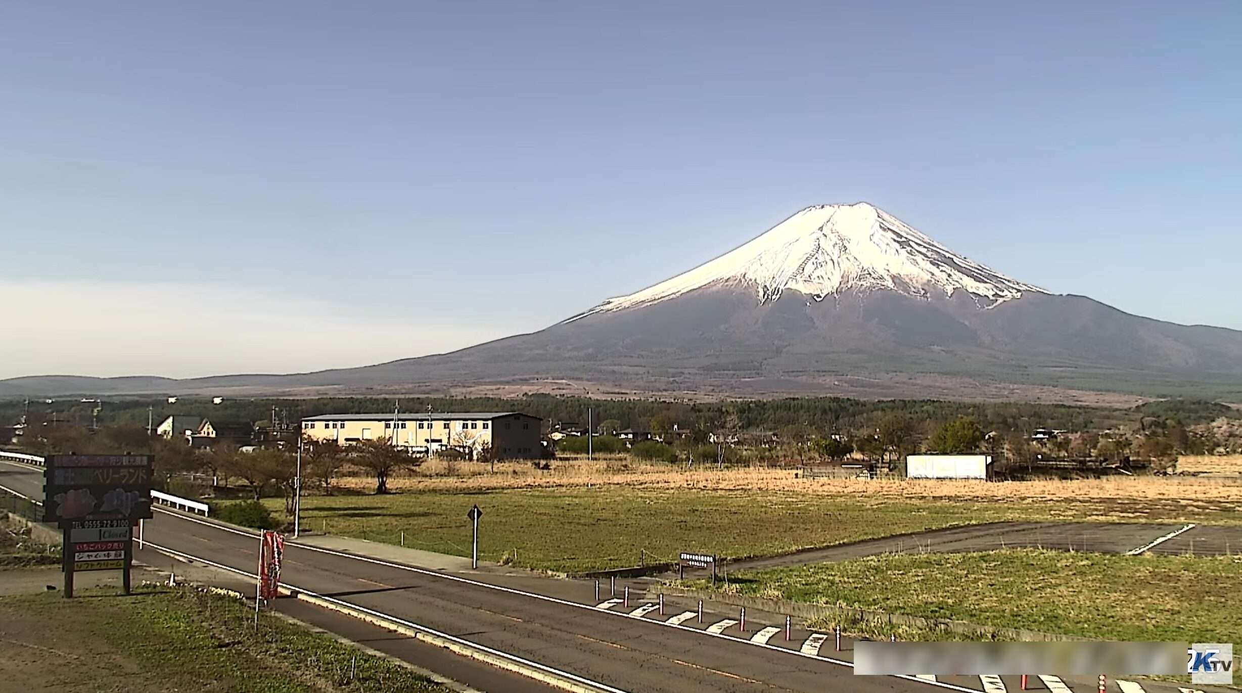 KTV忍野富士山ライブカメラ(山梨県忍野村忍草)