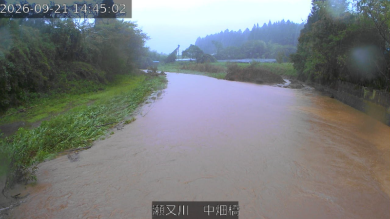 瀬又川中畑橋ライブカメラ(千葉県市原市高田) 2026年9月21日14時45分 台風25号接近による大雨増水時