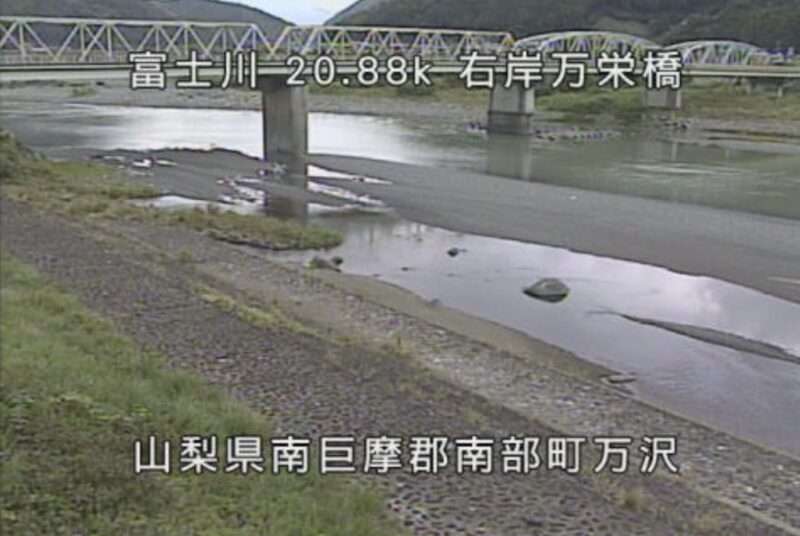 富士川万栄橋ライブカメラ(山梨県南部町万沢)