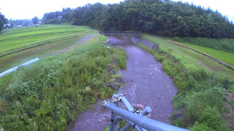 甲川上黒澤大橋ライブカメラ(山梨県北杜市高根町上黒澤) 2025年7月15日 増水時