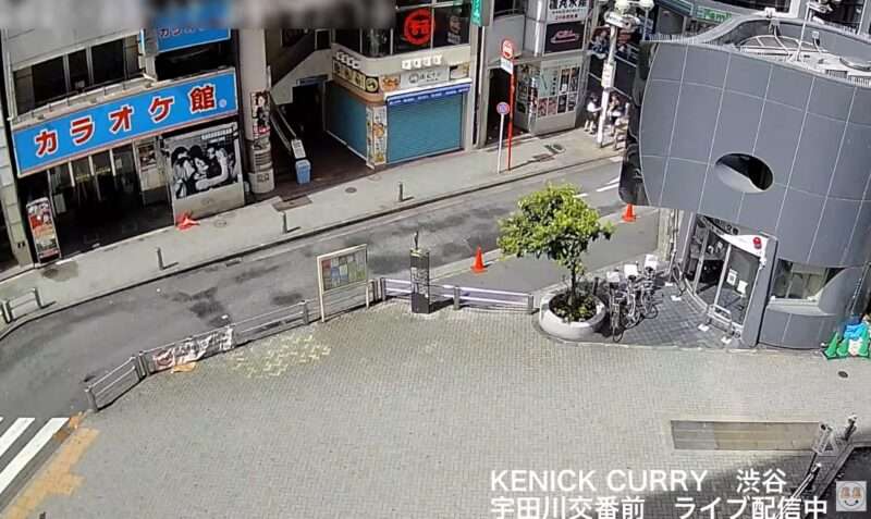 ケニックカレー渋谷センター街宇田川交番前ライブカメラ(東京都渋谷区宇田川町)