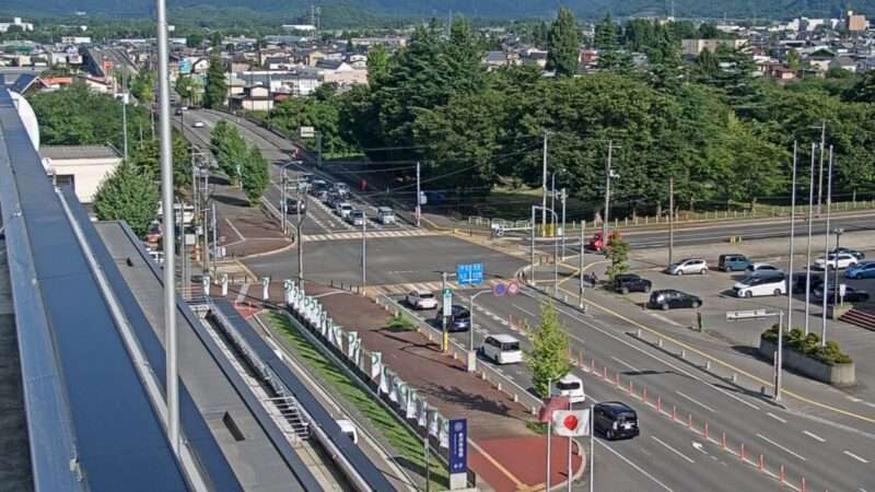米沢市役所東側ライブカメラ(山形県米沢市金池)