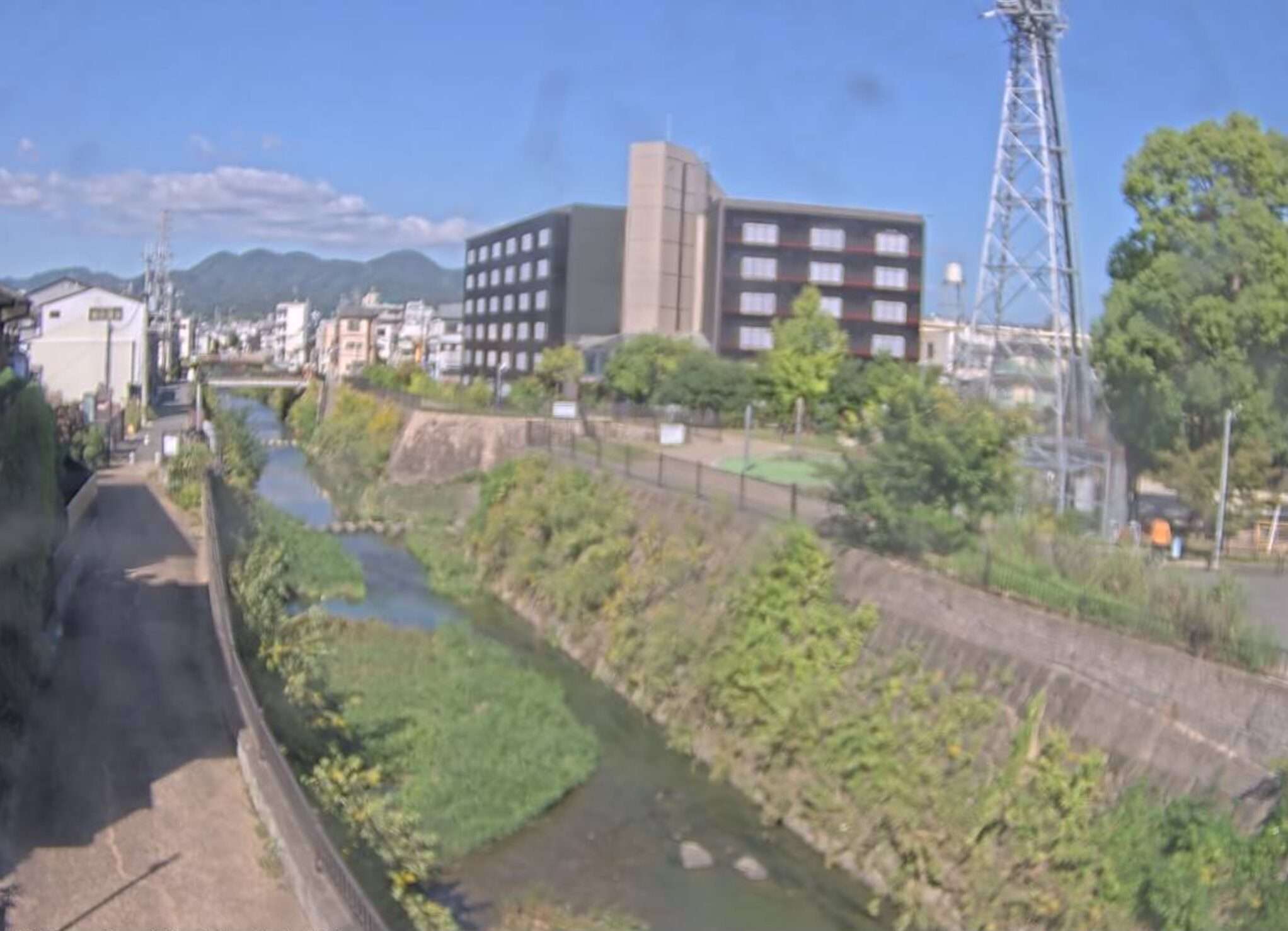 HCE有栖川構口公園ライブカメラ(京都府京都市右京区梅津南町)