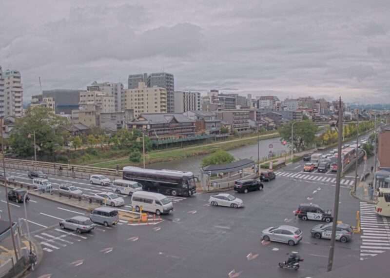 HCE鴨川五条大橋ライブカメラ(京都府京都市東山区朱雀町)