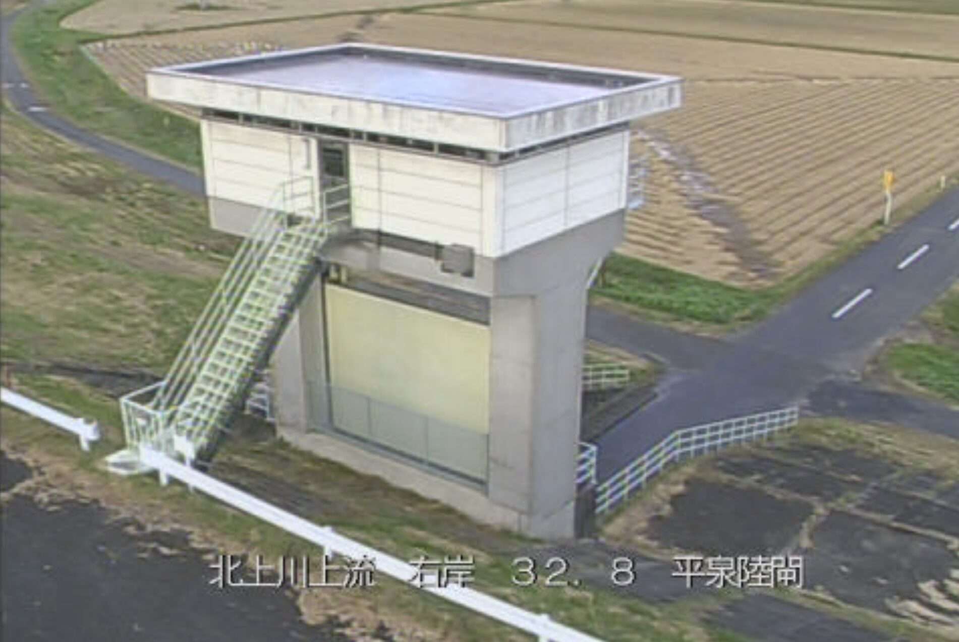 北上川平泉陸閘ライブカメラ(岩手県平泉町平泉)