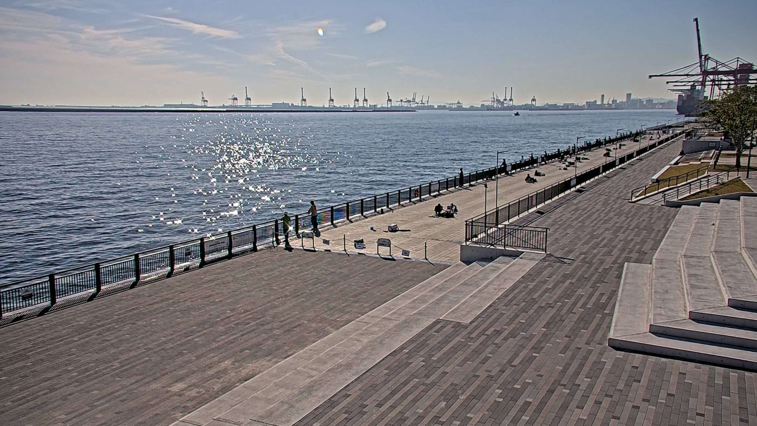 六甲アイランドマリンパーク第3ライブカメラ(兵庫県神戸市東灘区向洋町中)