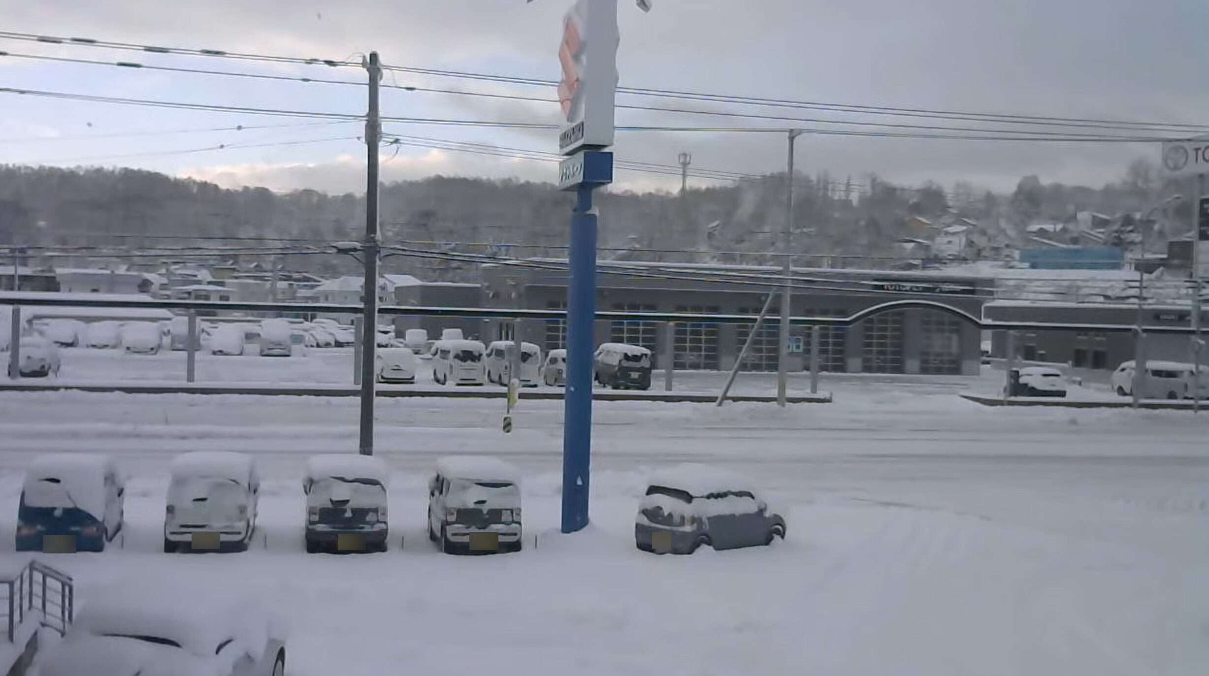 アウトバーン降雪状況ライブカメラ(北海道旭川市忠和7条7丁目)
