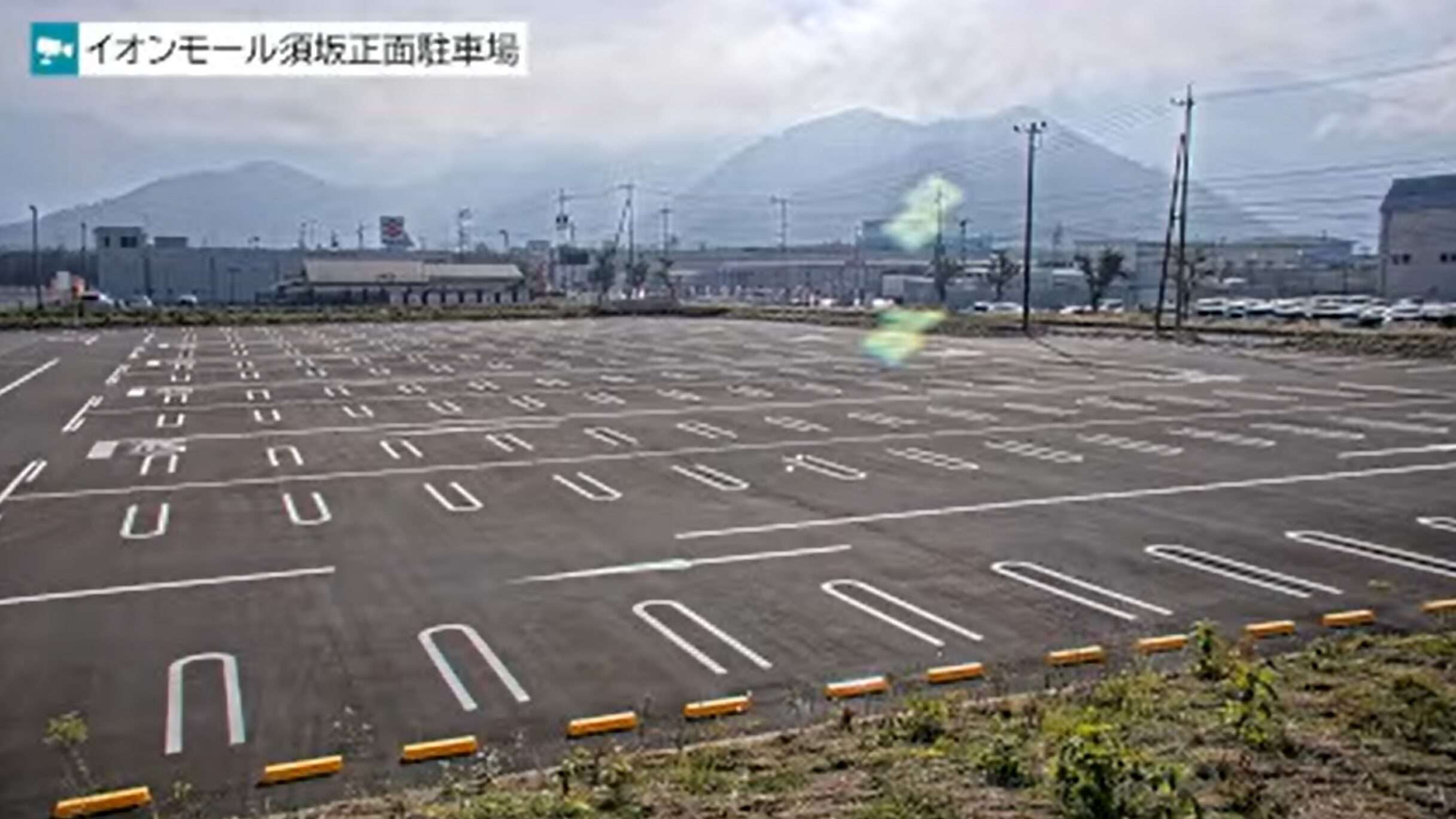 Goolightイオンモール須坂正面口ライブカメラ(長野県須坂市福島)