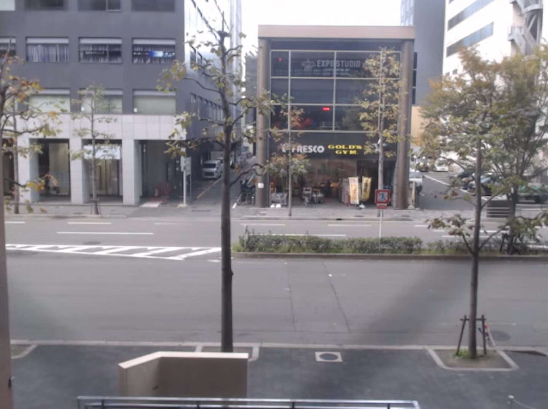 京都新聞社前烏丸通ライブカメラ(京都府京都市中京区)