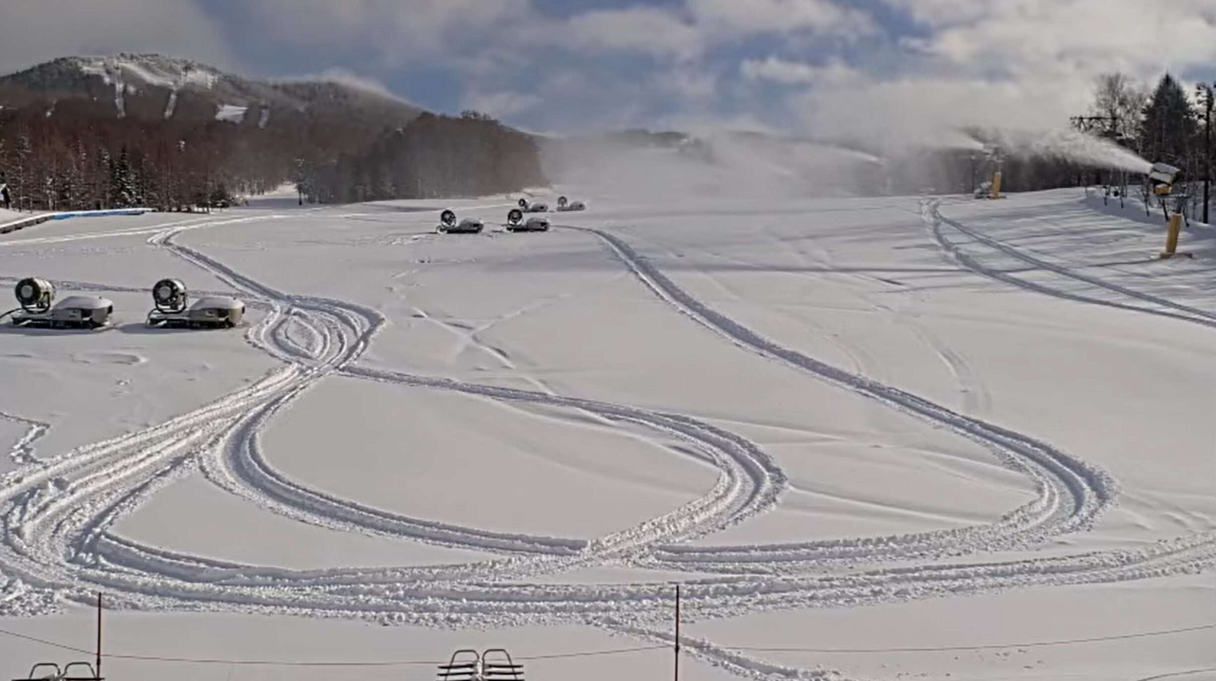 ハンターマウンテン塩原山麓ライブカメラ(栃木県那須塩原市湯本塩原)