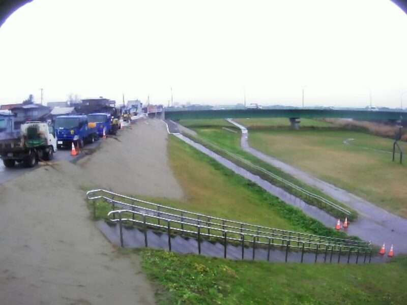 岩木川五所川原右岸ライブカメラ(青森県鶴田町鶴田)