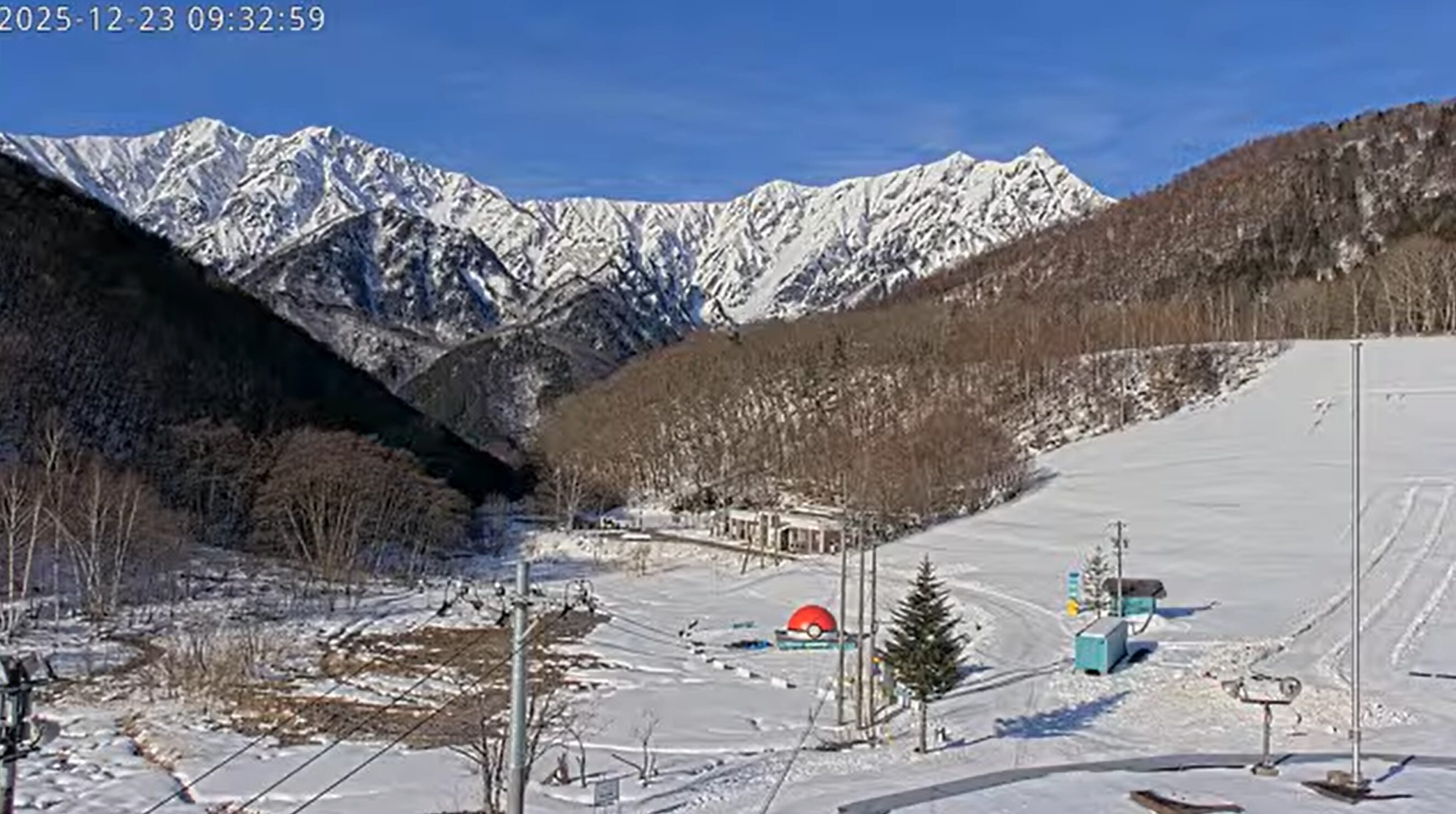 鹿島槍スキー場中央ゲレンデライブカメラ(長野県大町市平)
