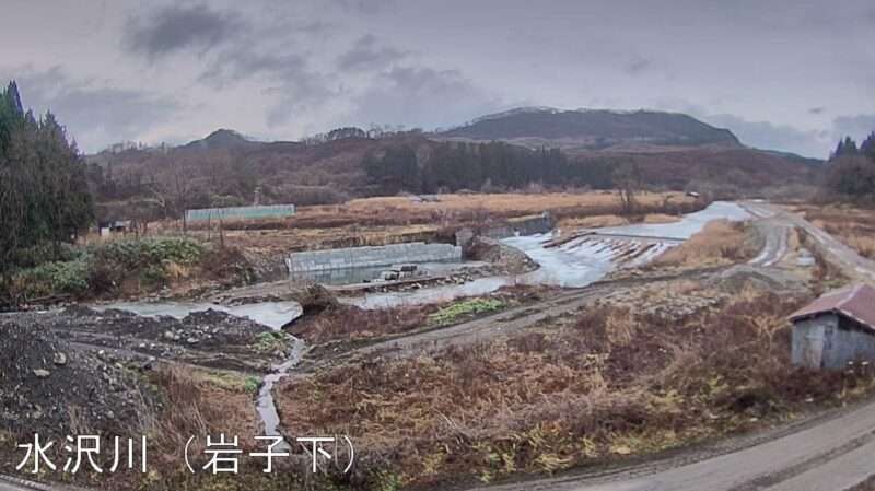 水沢川岩子下ライブカメラ(秋田県八峰町峰浜目名潟)