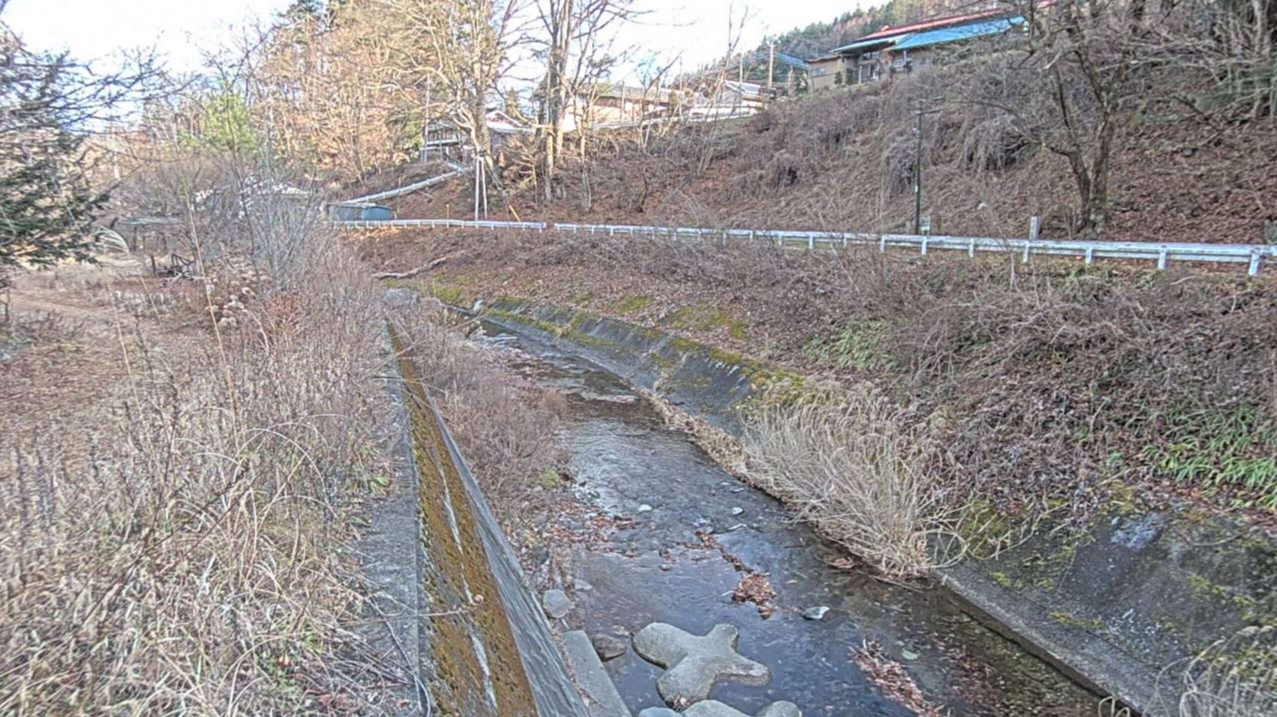 温川須賀尾ライブカメラ(群馬県東吾妻町須賀尾)