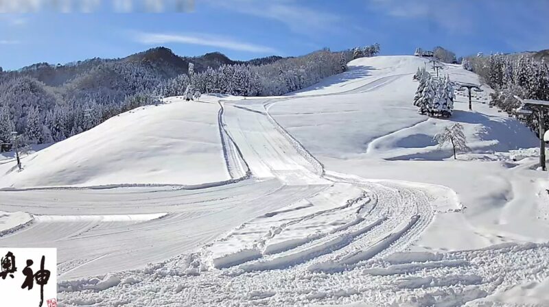 奥神鍋スキー場ライブカメラ(兵庫県豊岡市日高町山田)