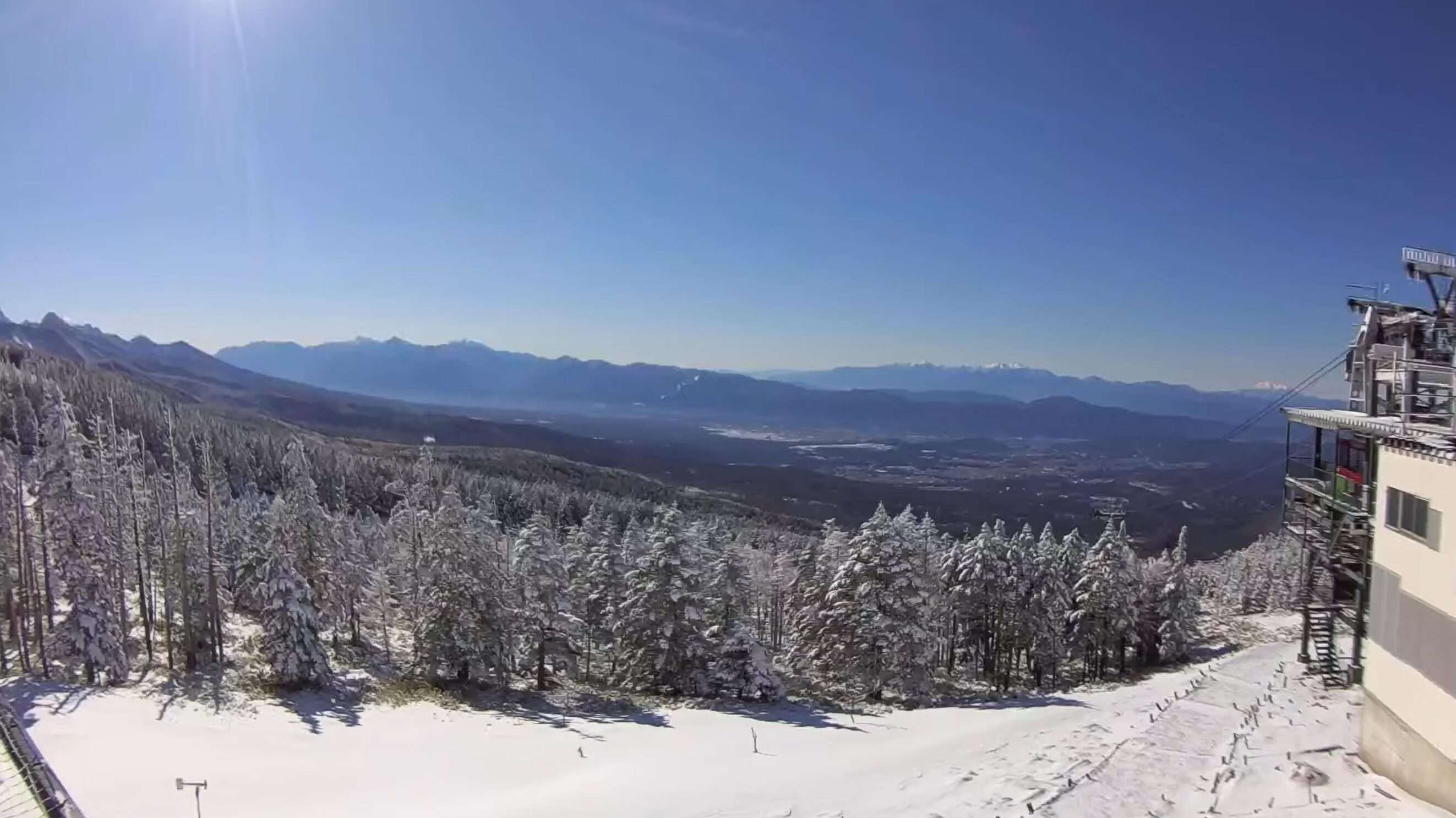 ピラタス蓼科スノーリゾート北八ヶ岳ロープウェイライブカメラ(長野県茅野市北山)
