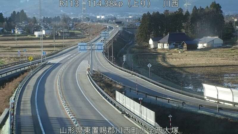 国道113号川西ライブカメラ(山形県川西町西大塚)