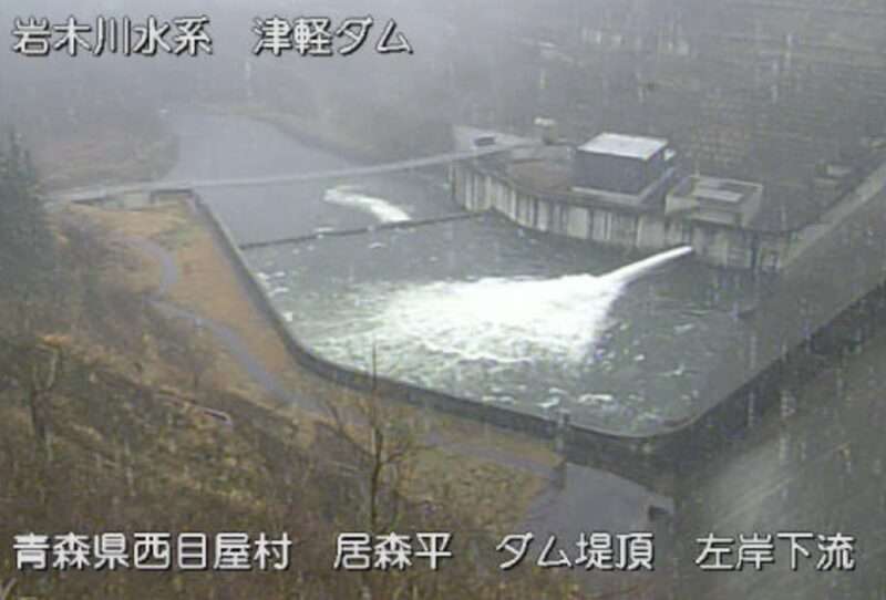 津軽ダム天端左岸下流ライブカメラ(青森県西目屋村藤川)