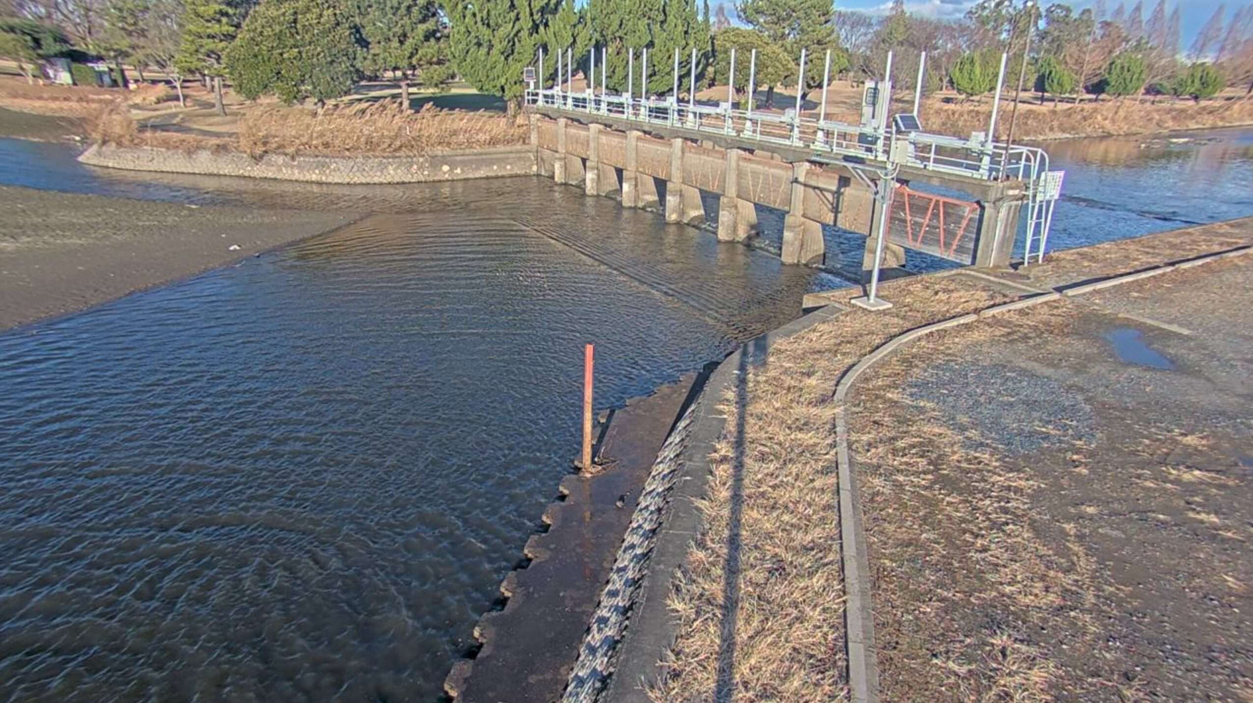 谷田川八間樋頭首工ライブカメラ(群馬県板倉町板倉)