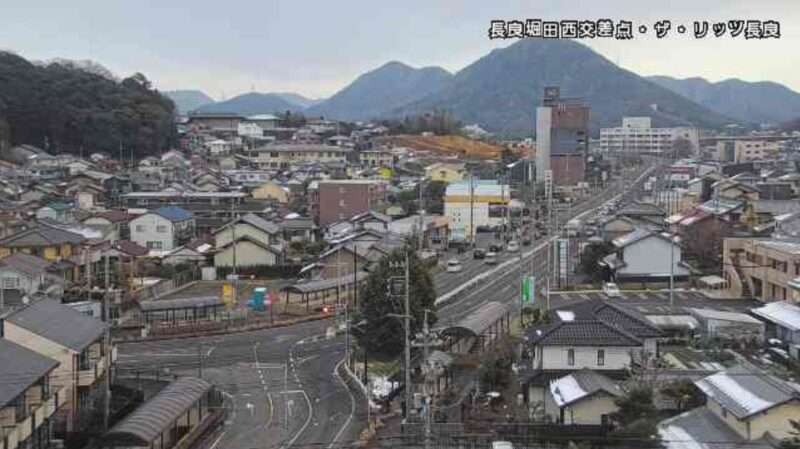 CCN岐阜県道77号岐阜環状線長良堀田西交差点ライブカメラ(岐阜県岐阜市長良校前町)