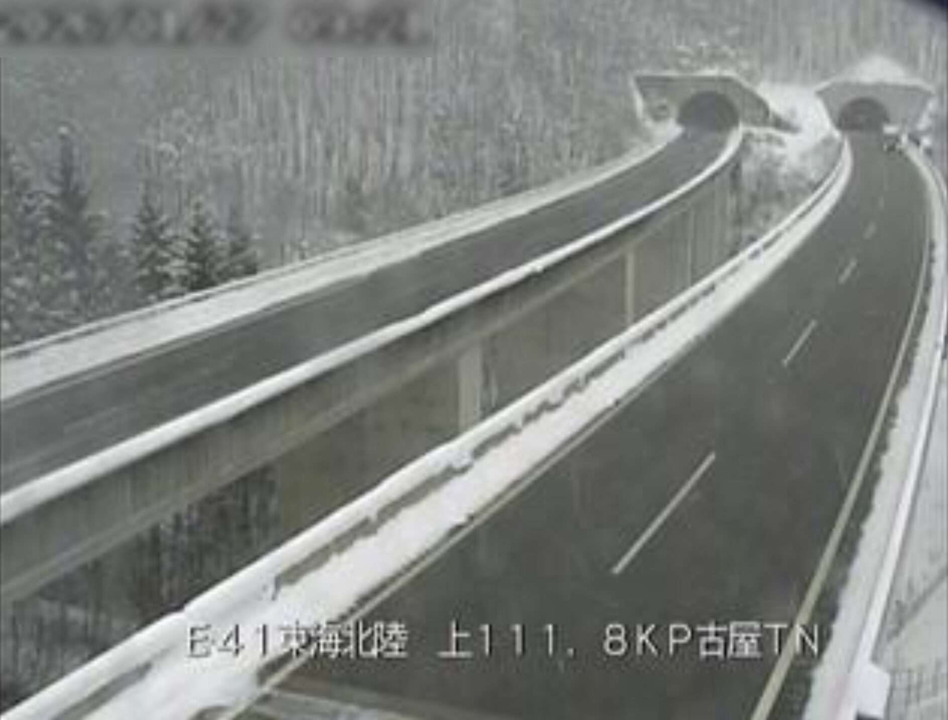東海北陸自動車道古屋トンネルライブカメラ(岐阜県高山市清見町上小鳥)