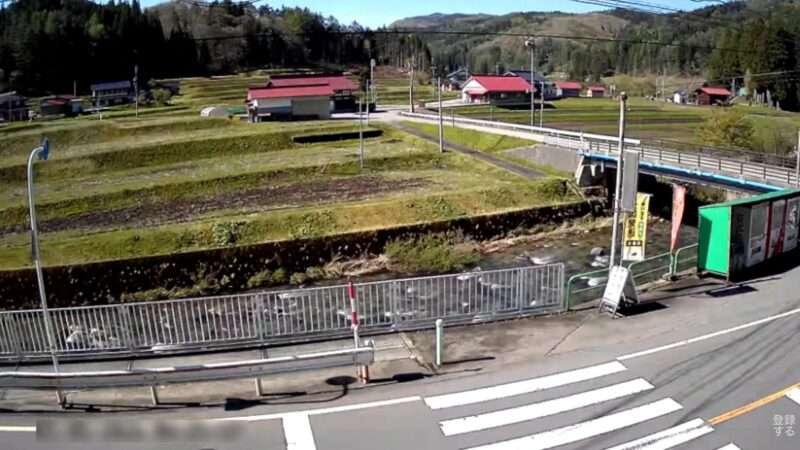 ドローン酒屋荘川ライブカメラ(岐阜県高山市荘川町)