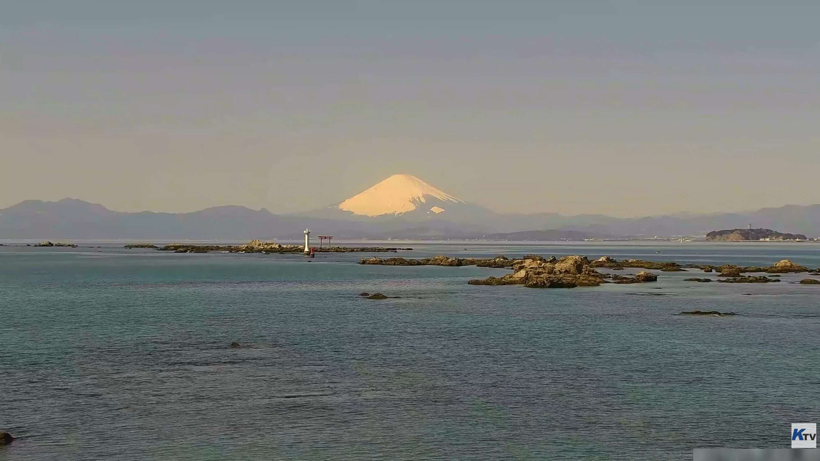 KTV葉山富士山ライブカメラ(神奈川県葉山町堀内)