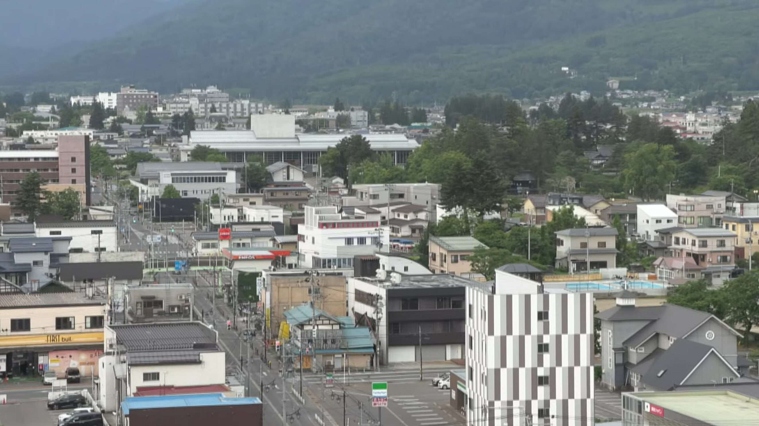 YBC米沢市内ライブカメラ(山形県米沢市中央)