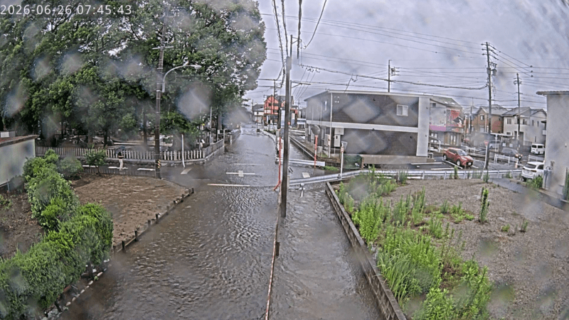 青木川無名橋ライブカメラ(愛知県扶桑町斎藤) 2026年6月26日7時40分 台風7号・台風8号接近による増水時