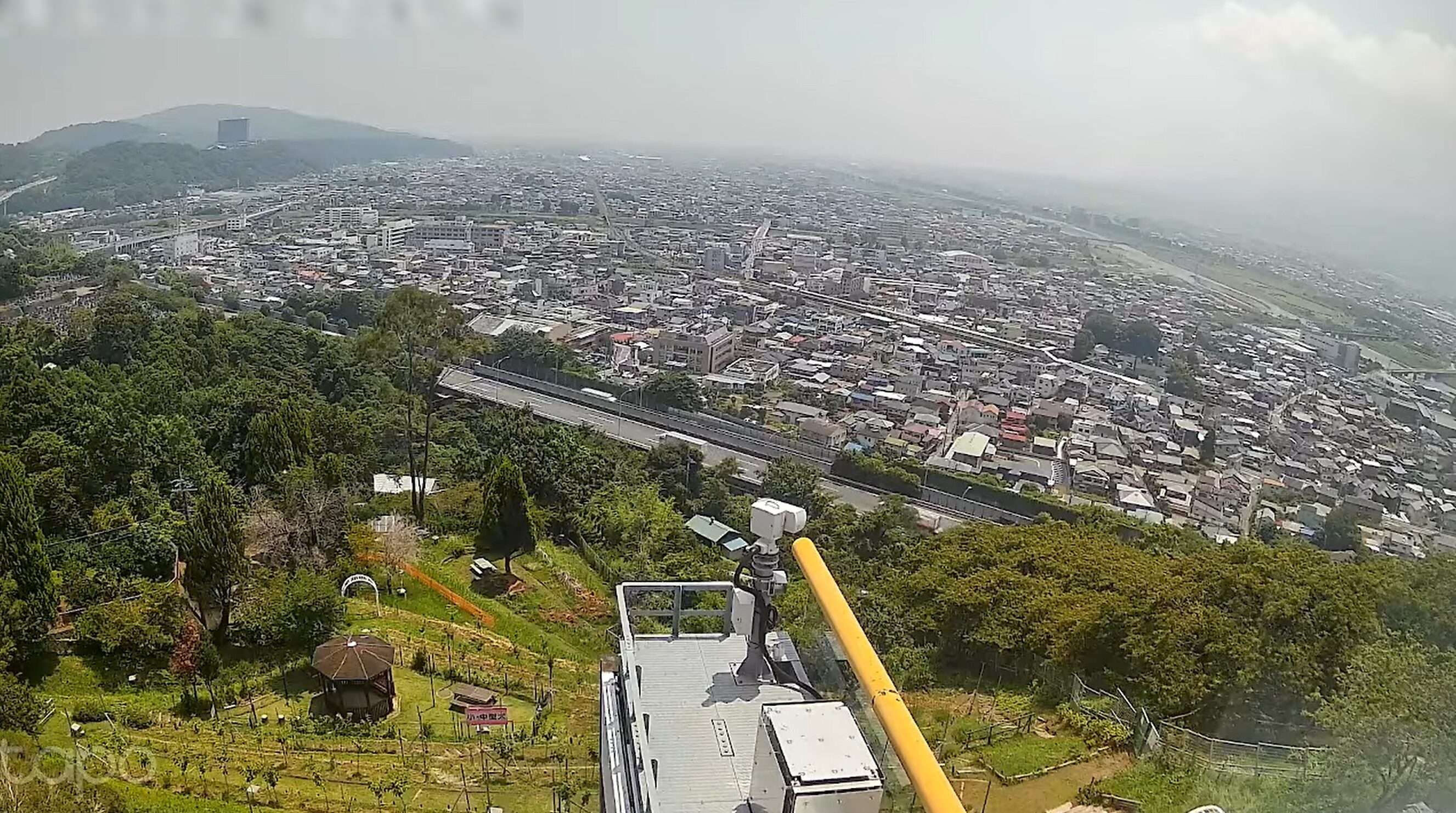 西平畑公園ライブカメラ(神奈川県松田町松田惣領)