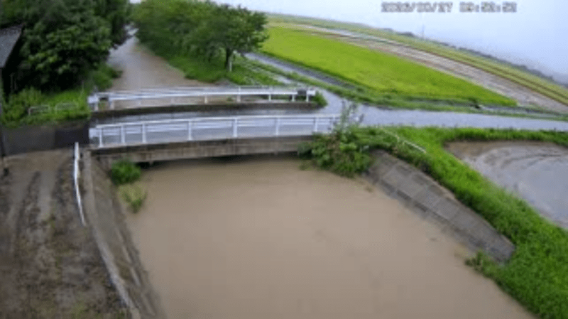 長者川粟生町ライブカメラ(石川県羽咋市粟生町) 2026年8月27日10時51分 大雨増水