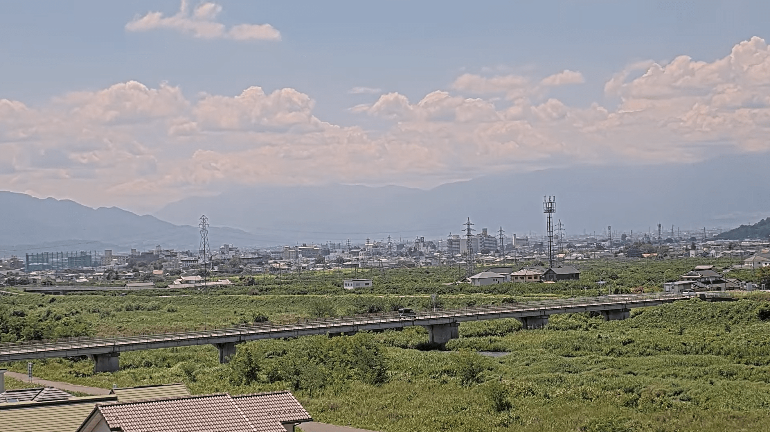 笛吹川桑戸橋ライブカメラ(山梨県山梨市大野)