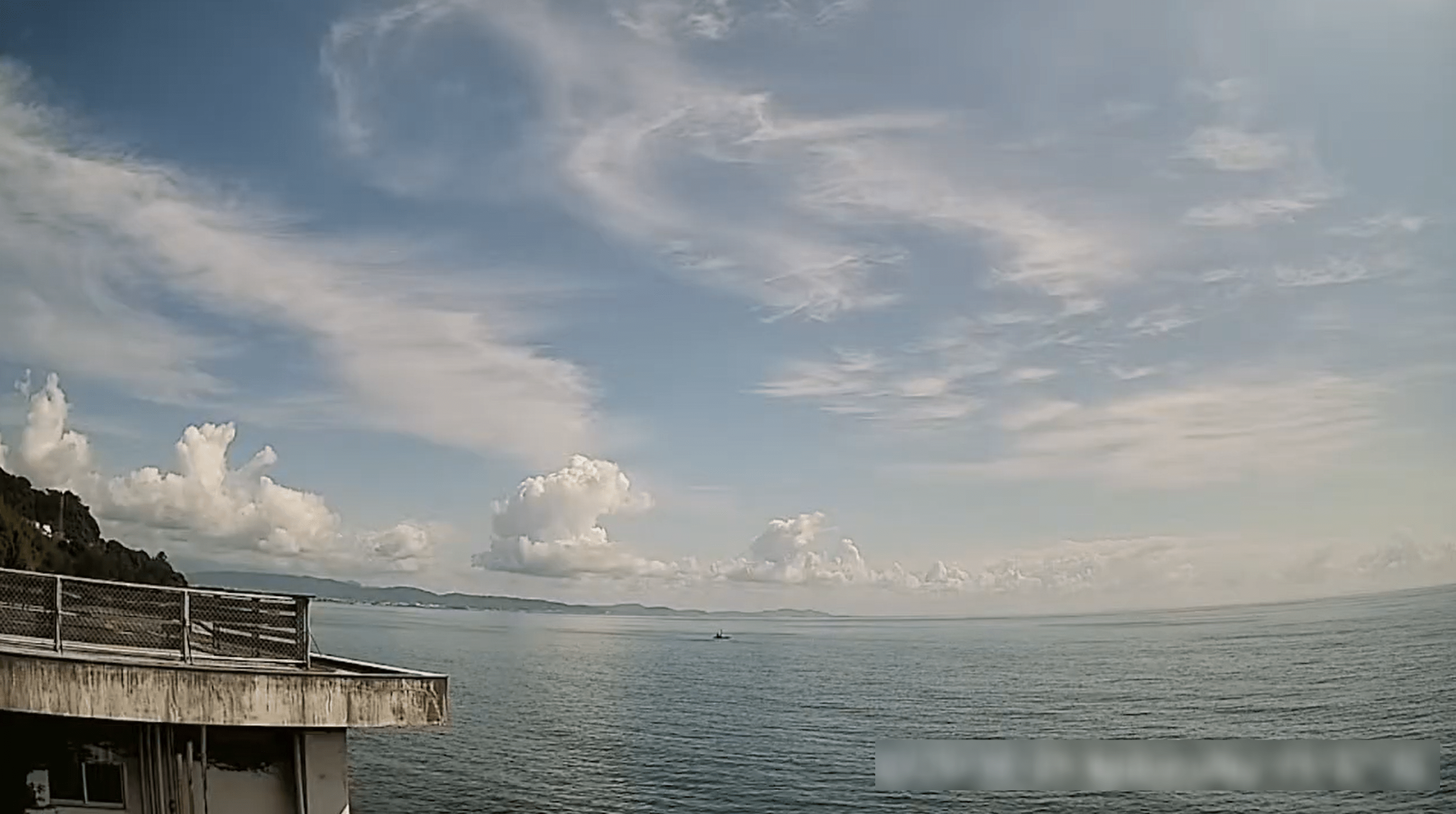 貝焼食堂相模湾ライブカメラ(神奈川県小田原市江之浦)