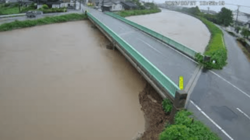 子浦川鶴多町ライブカメラ(石川県羽咋市鶴多町) 2026年8月27日10時51分 大雨増水