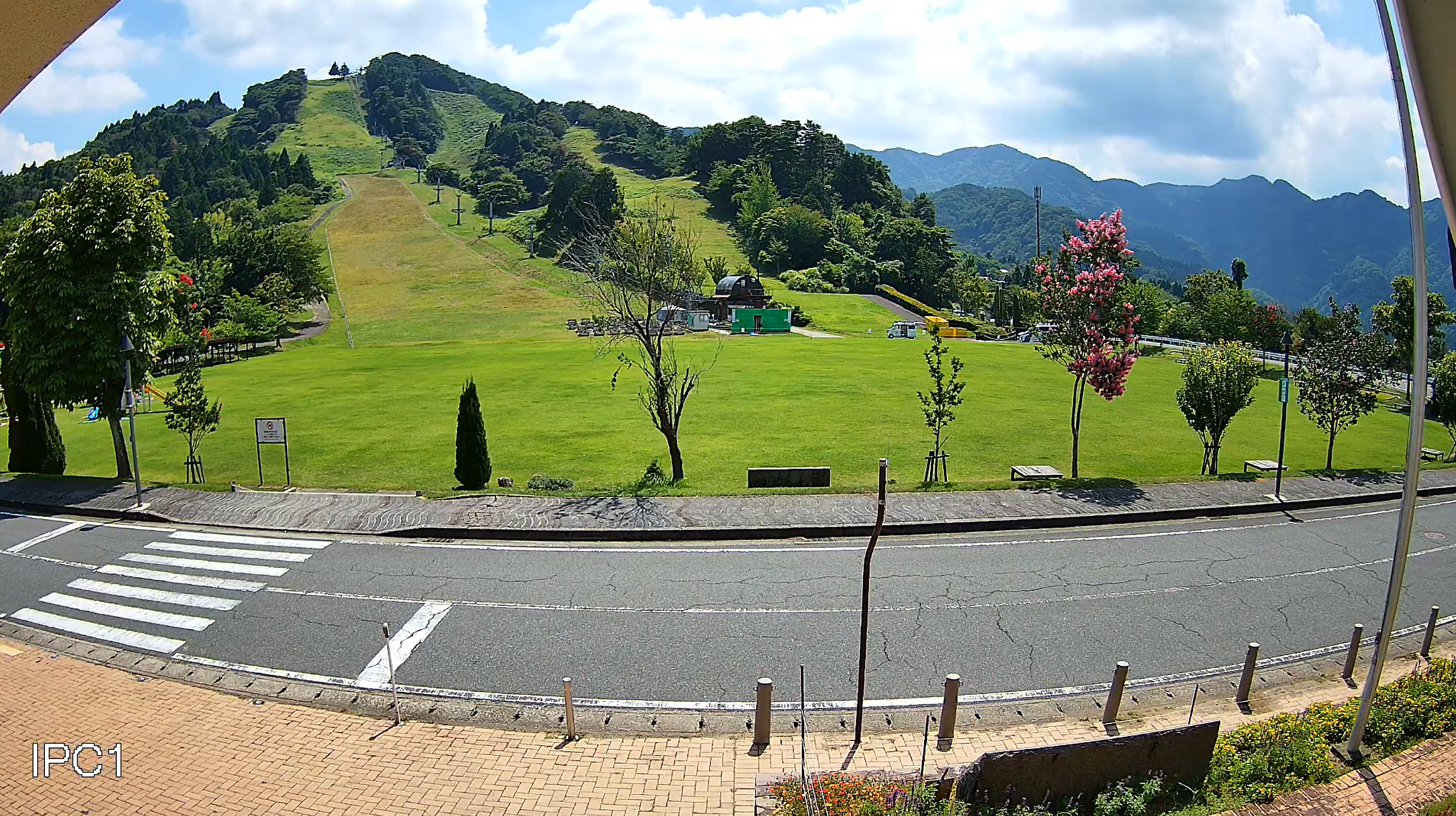 兵庫県立但馬牧場公園ライブカメラ(兵庫県新温泉町丹土)