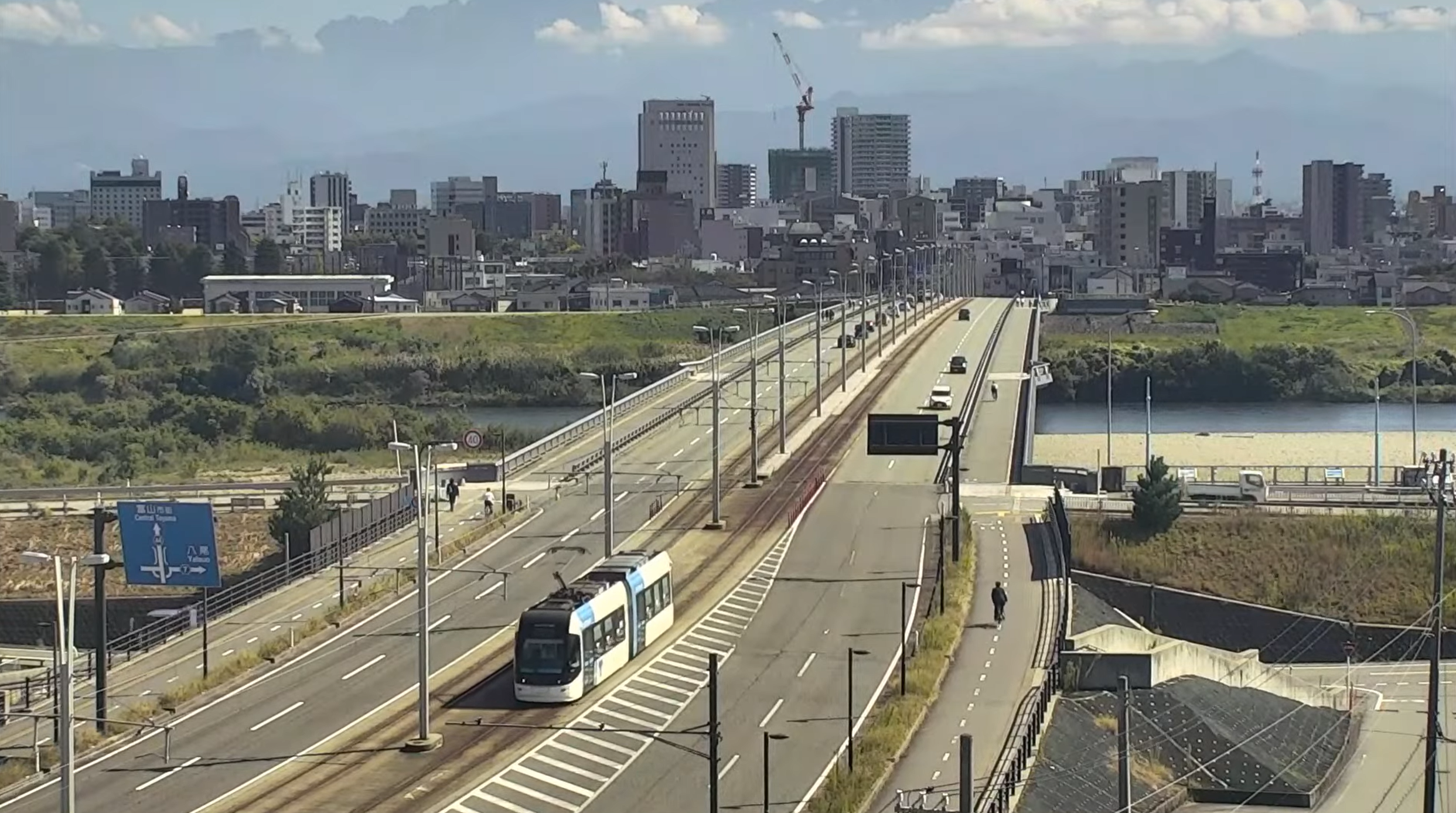 MITAST富山県道44号富山高岡線富山大橋ライブカメラ(富山県富山市五福)